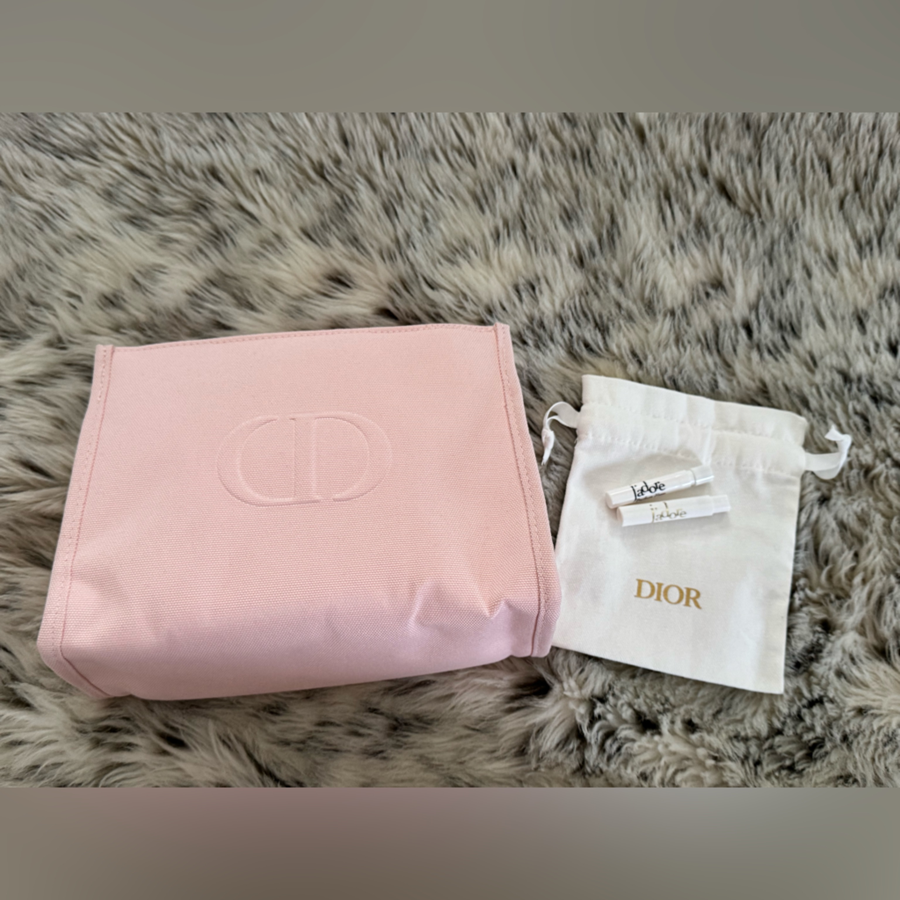 Dior Blush Pink Makeup Bag WWhite Drawstring Bag And 2 Jadore Perfume Vip Gwp